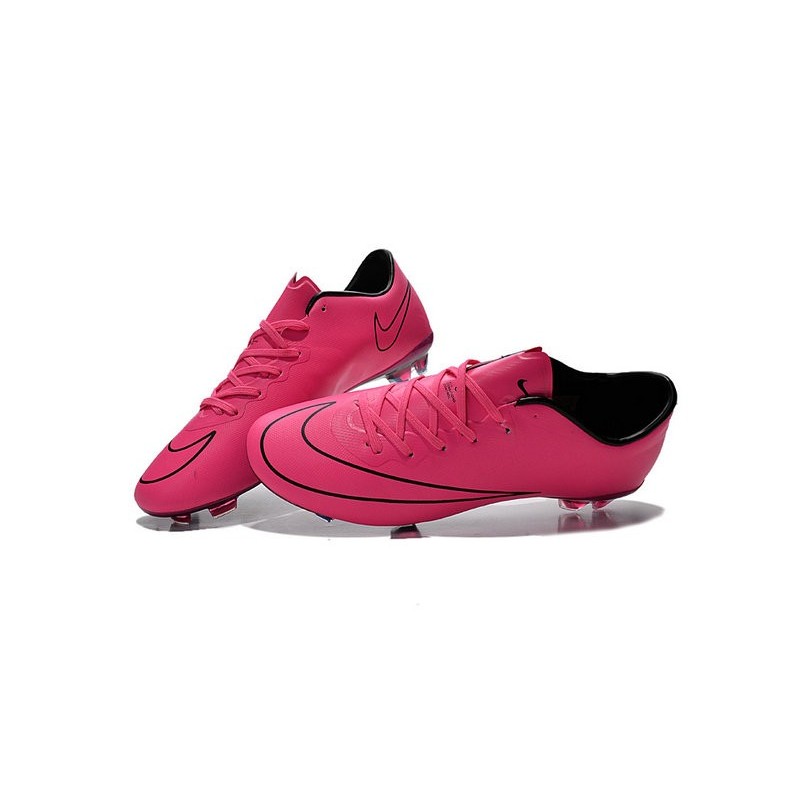 scarpe da calcio rosa nike